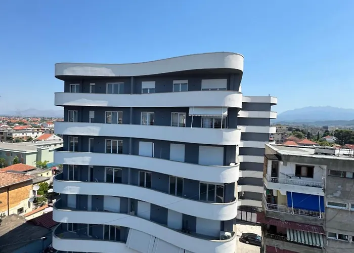 Apartment Gray & White Escape - Shkoder